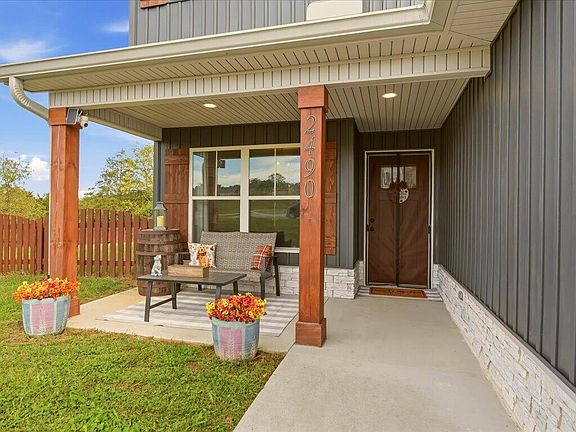 2nd image of 2490 Stream View Ln