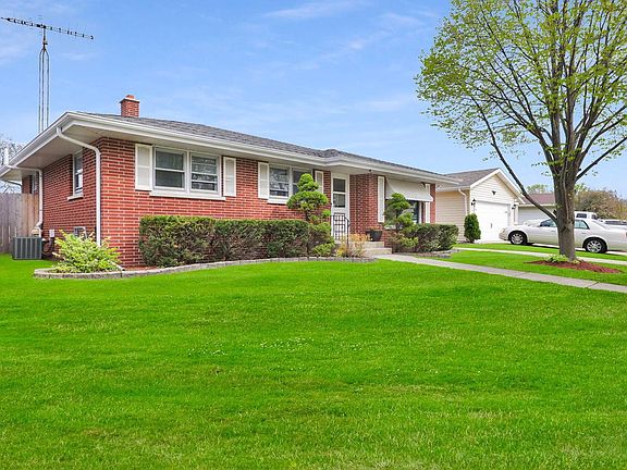 3rd image of 1615 17th AVENUE