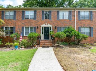2001 Montreat Pkwy APT B, Vestavia Hills, AL 35216