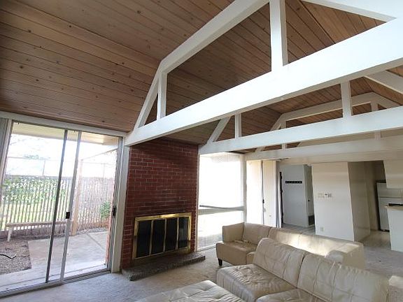 5th image of 3017 Alta Vis