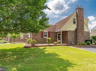 617 Wendy Rd, Morton, PA 19070