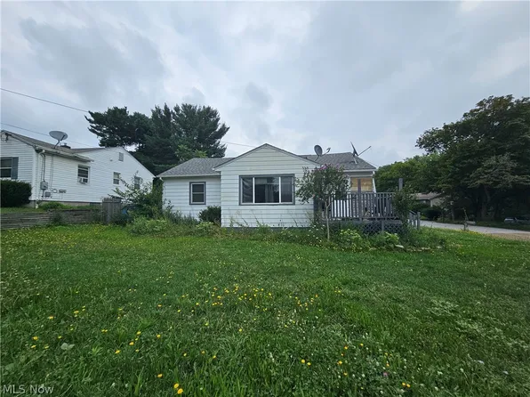 265 Massillon Rd, Akron, OH 44312
