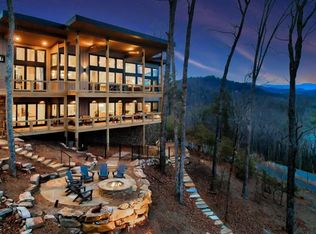 241 Summit Ridge Rd, Clarkesville, GA 30523