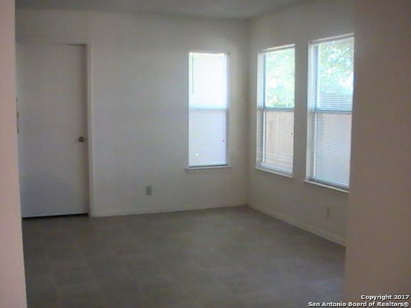 4th image of 11097 Cedar Park