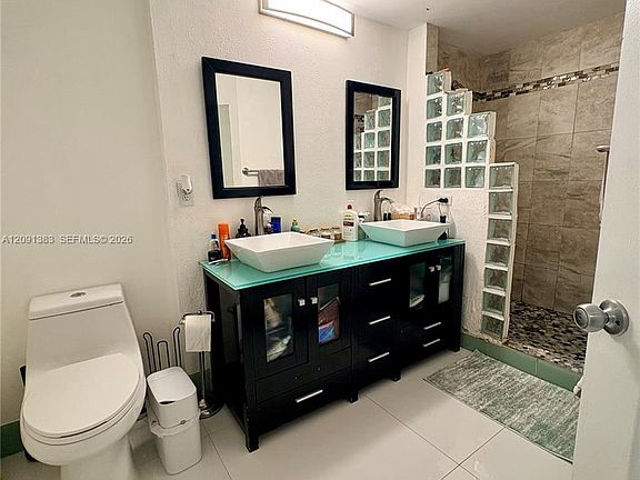 5th image of 17150 N Bay Rd APT 2121
