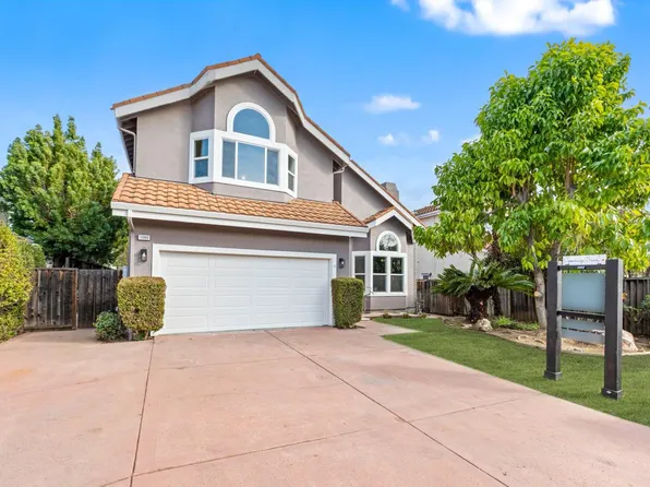 1060 W Hill Ct, Cupertino, CA 95014
