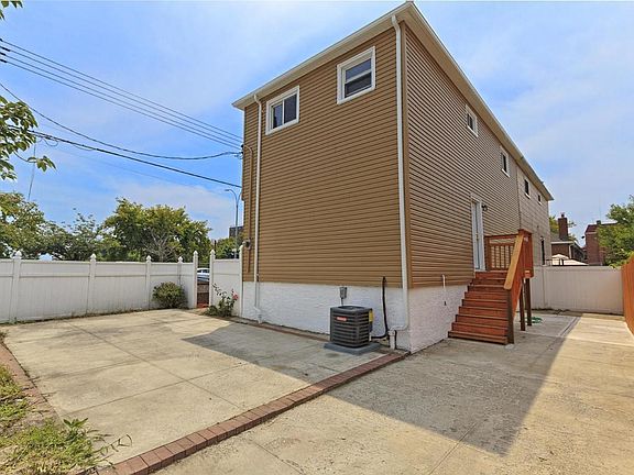 2nd image of 10219 Seaview Ave
