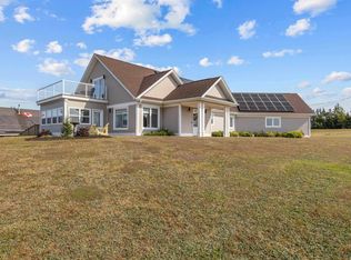 80 Pine St, Charlotte Parish, PE C1E2W2