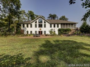 830 Brookview Rd, Dawson, IL 62520