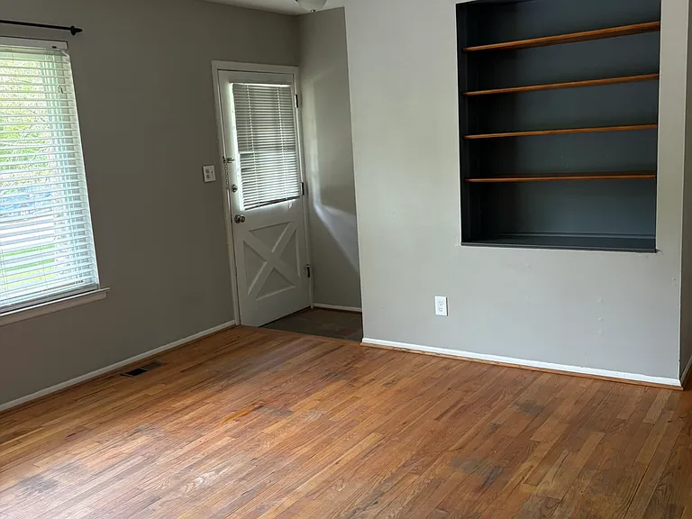 3064 Belvidere St — Photo 5