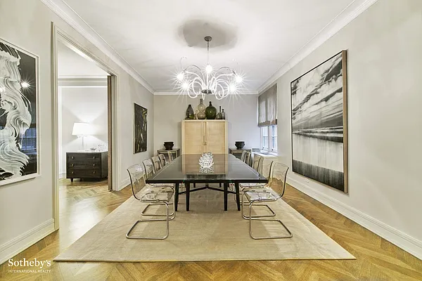 Sold by Sotheby's International Realty | media 16