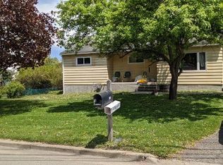 805 Murray Hill Rd, Vestal, NY 13850