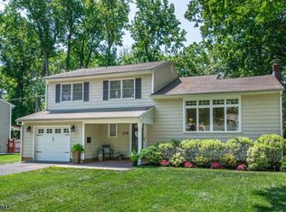 339 River Bend Rd, Berkeley Heights, NJ 07922