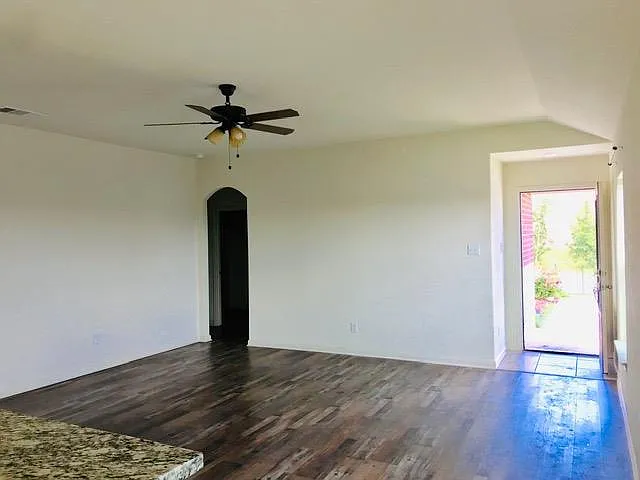 20105 Grover Cleveland Way — Photo 14