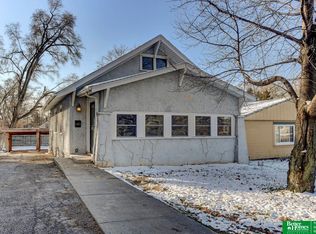 4541 Burdette St, Omaha, NE 68104