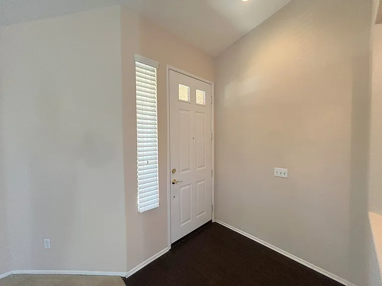 11811 Fairway Dr — Photo 3