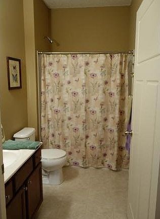 4th image of 3308 126th Lane NE