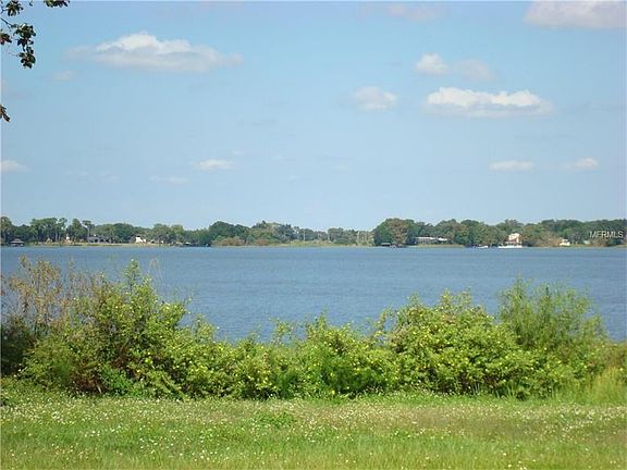 3rd image of 2121 Lake Cannon Dr S