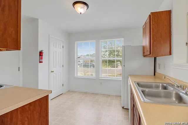 11247 Dublin Trce — Photo 7