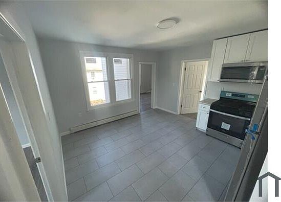 1st image of 33 Union Ln #3