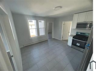 33 Union Ln #3, Mount Vernon, NY 10553