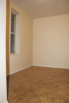 Rented by Town Residential | media 27