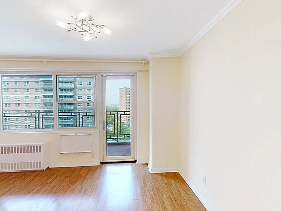 5th image of 2940 W 5th St APT 13E