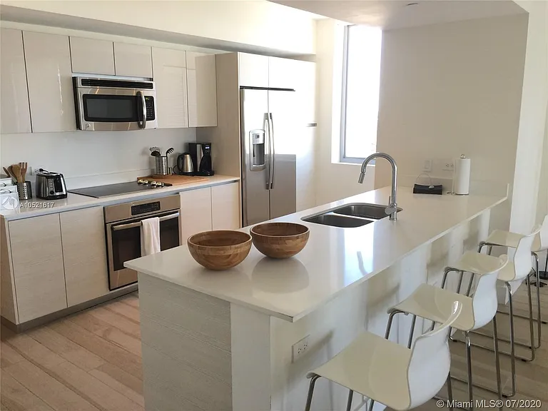 2600 E Hallandale Beach Blvd #2202 — Photo 11