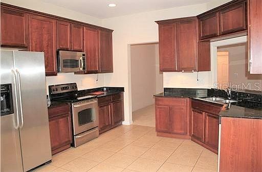 2nd image of 1506 Hillview Ln
