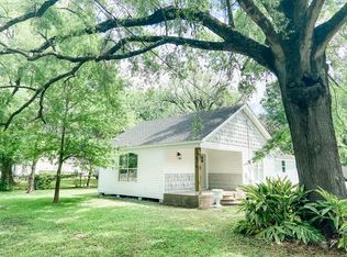 115 6th Ave, Nederland, TX 77627