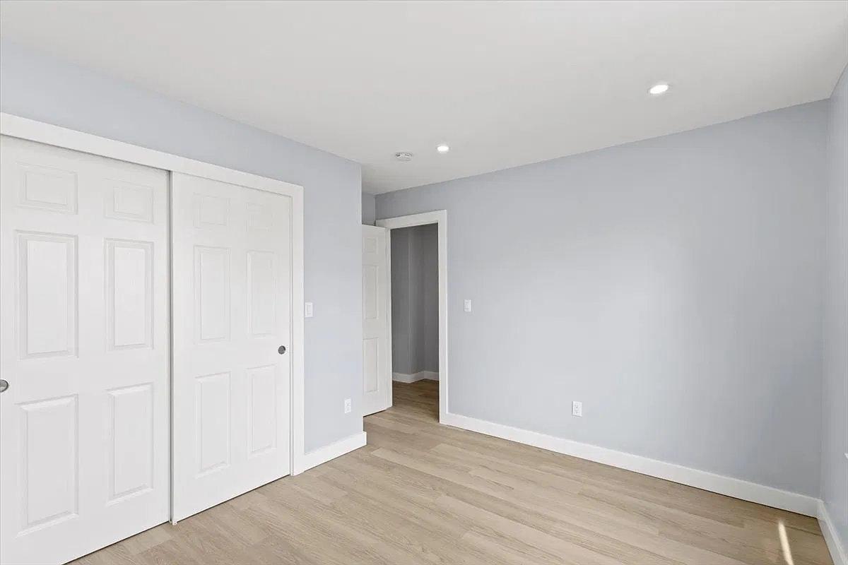 3 bed, $2,850 — Photo 3