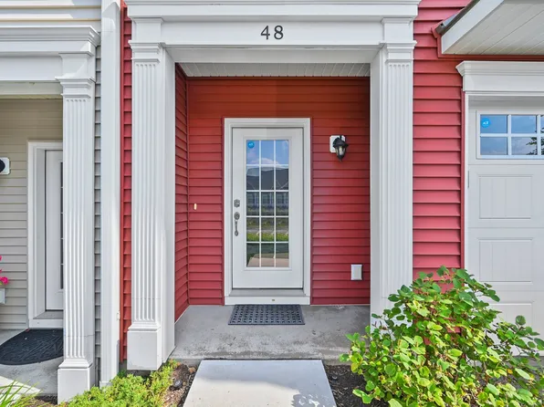 48 Warrington Round #48, Danbury, CT 06810