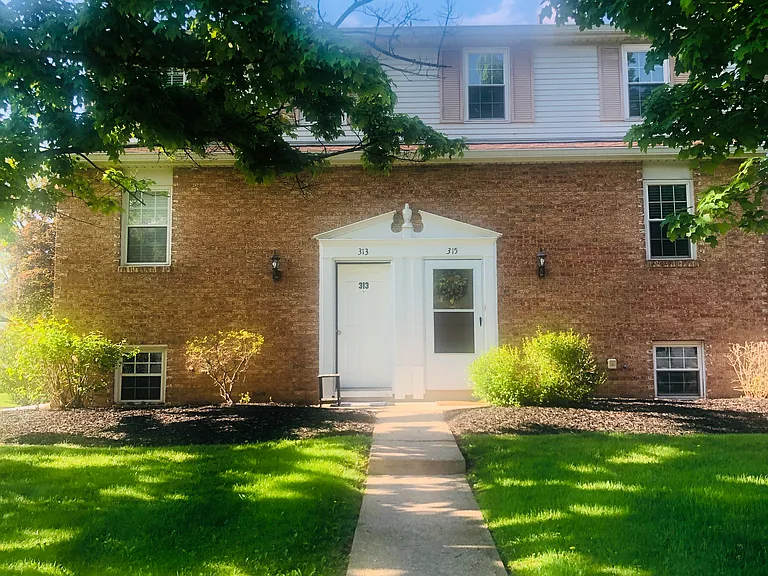315 Bellford Ct — Photo 12