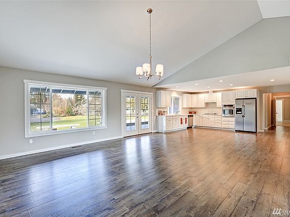 5th image of 34518 99th Avenue Ct S