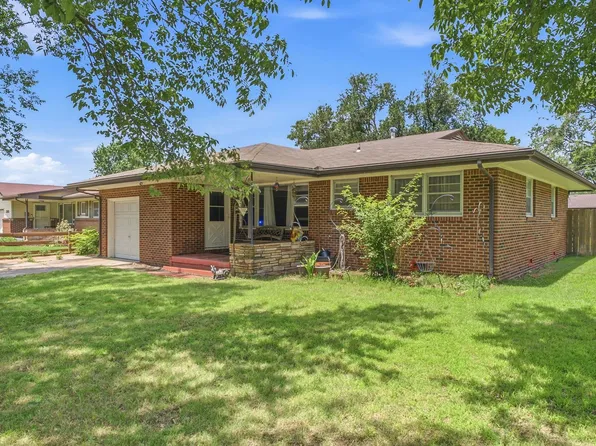 1302 W Fultz St, Wichita, KS 67217