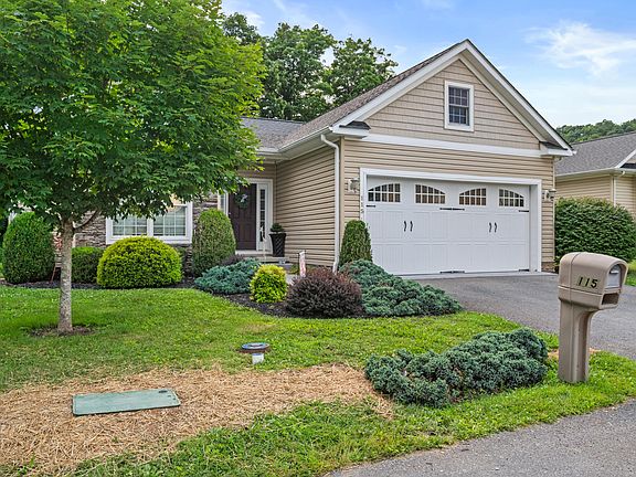 2nd image of 115 Eloise Cir