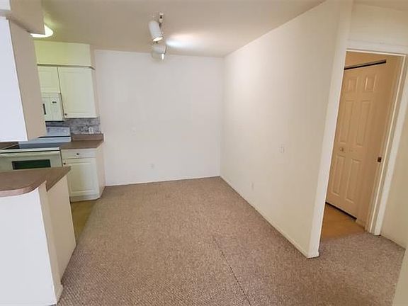 4th image of 5901 Brickleberry Ln Unit 104