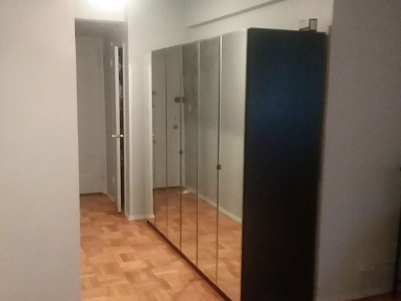 3rd image of 530 Grand St APT E1f