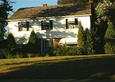 3097 Albion Rd photo 1