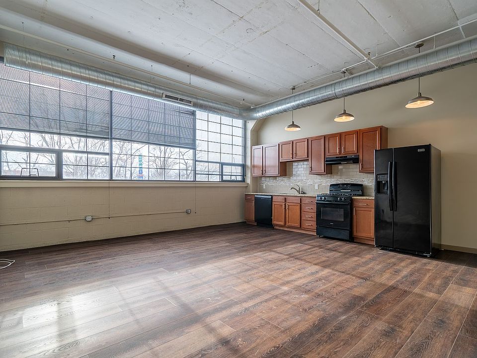 1st image of 550 Seneca St APT 203