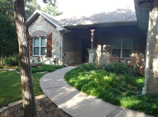 1369 Bloomfield Rd, Valley View, TX 76272