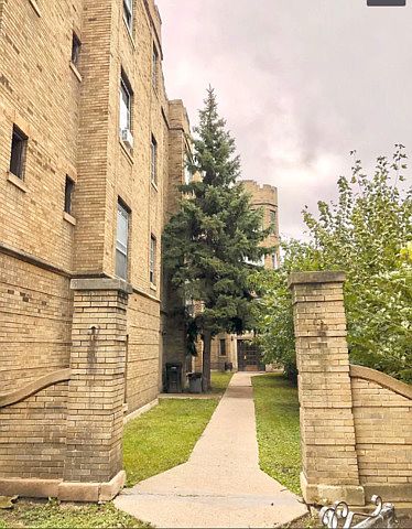 1st image of 1621 S Komensky Ave APT 3B