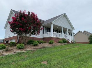 67 Elm Loop, Hustonville, KY 40437