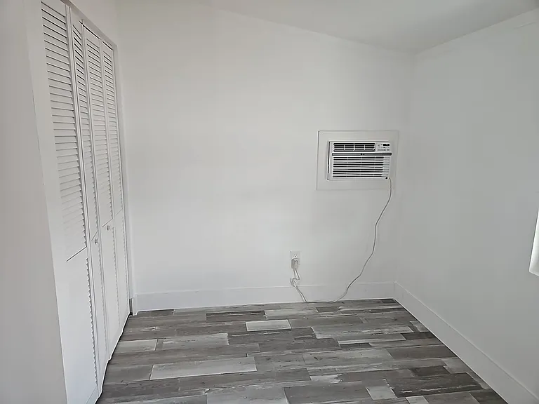 12401 W Okeechobee Rd #1 — Photo 12