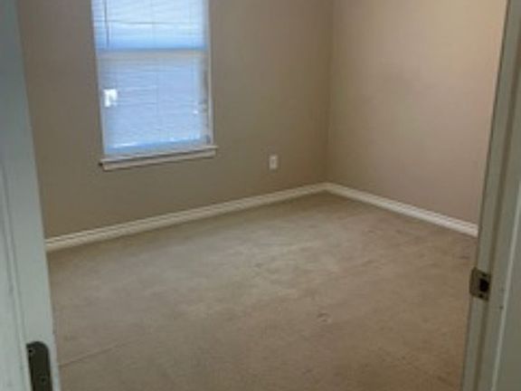 4th image of 1150 W Frey St APT 202