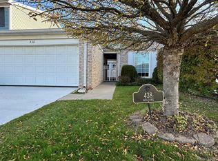 438 Lockmoor Ct #18, Grand Blanc, MI