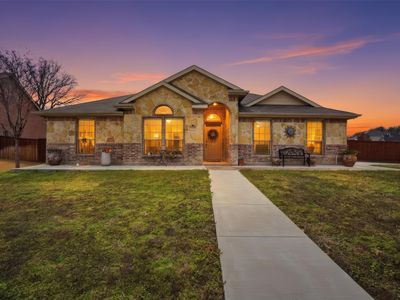 3701 Dutch Iris Ln, Forest Hill, TX, 76140