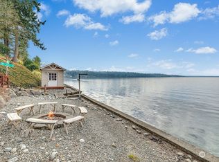 27433 8th Ave S, Des Moines, WA 98198