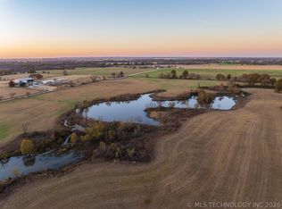 110 E 220th Rd, Afton, OK 74331
