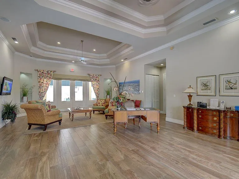 250 NE 3rd Ave #1408 — Photo 36